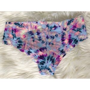 PINK Victoria's Secret Intimates & Sleepwear - VS NO SHOW seamless low rise Cheekster panties PINK Victoria's Secret Intimates & Sleepwear - VS NO SHOW seamless low rise Cheekster panties